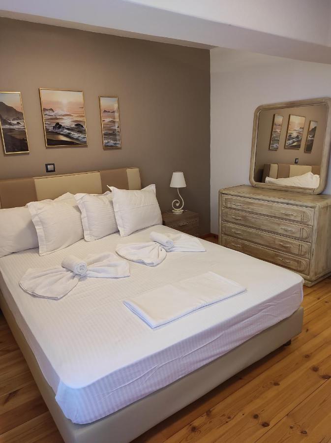 Astradeni Luxury Apartments Kratir Skála Екстериор снимка